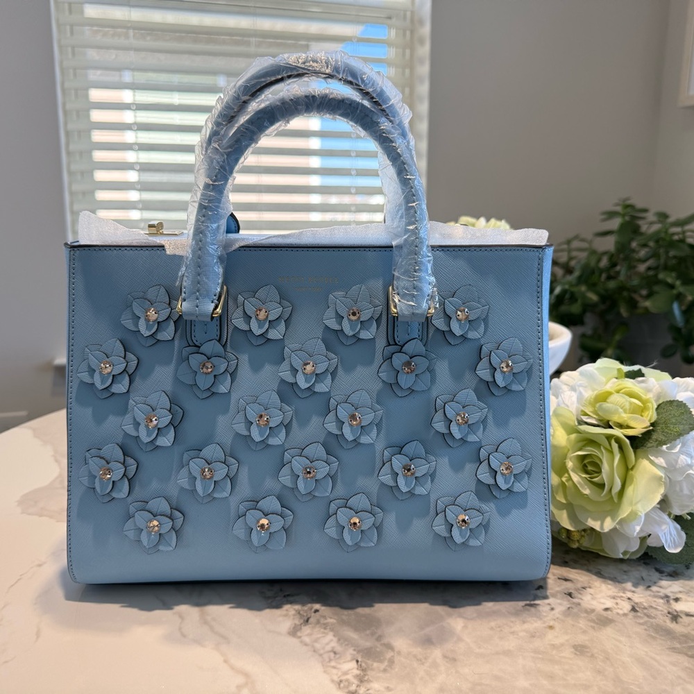 Henri Bendel Baby Blue Floral Appliqué Satchel 
COLLECTORS EDITIONS 💙👀